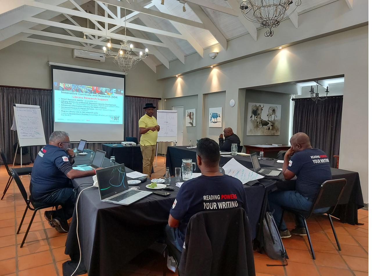 Anil Salick facilitating a DUT strategic planning workshop